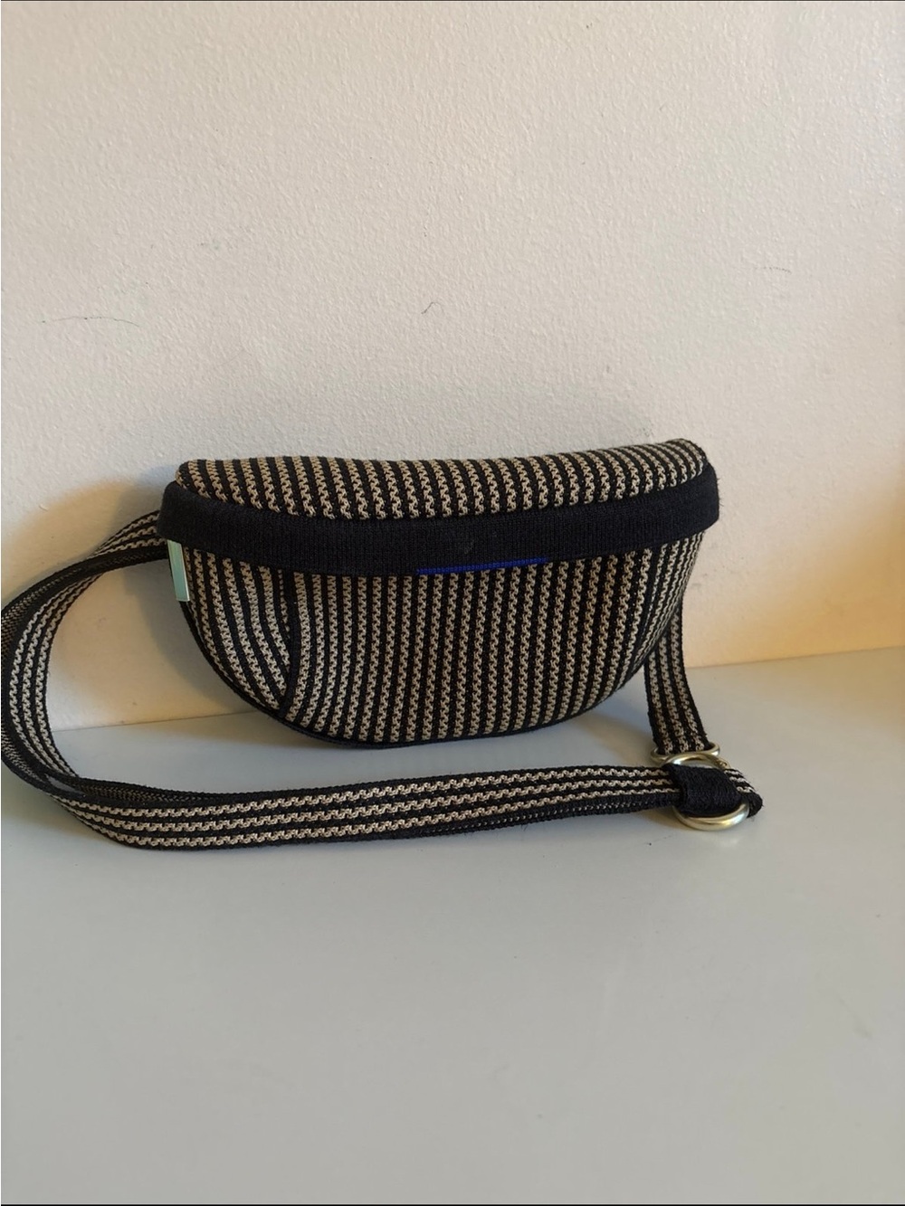 Rothy’s Black and Beige Woven Crossbody Belt Bag - Women's Stylish Everyday Bag - Picture 4 of 10